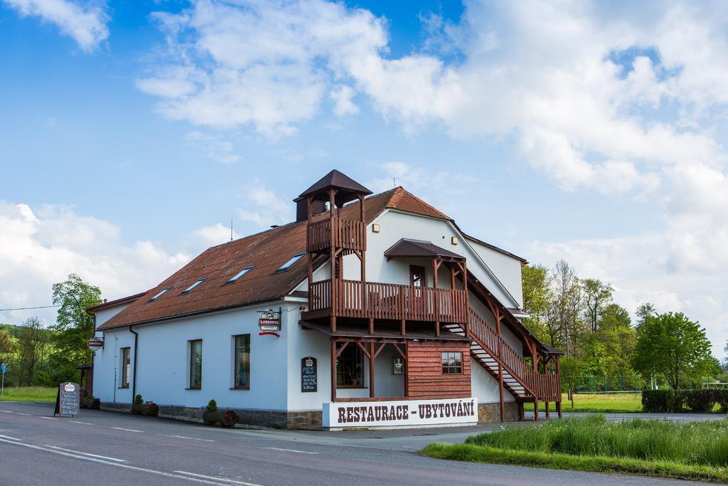 Penzion Country Steak Restaurant Lanškroun エクステリア 写真